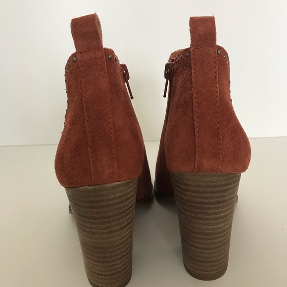 NOT FOR SALE Lucky Brand  cinnamon suede boots- - Picture 5 of 8